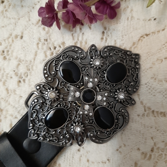 Belt - Picture 1 of 5